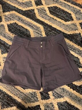 Women’s Kuhl strattus shorts